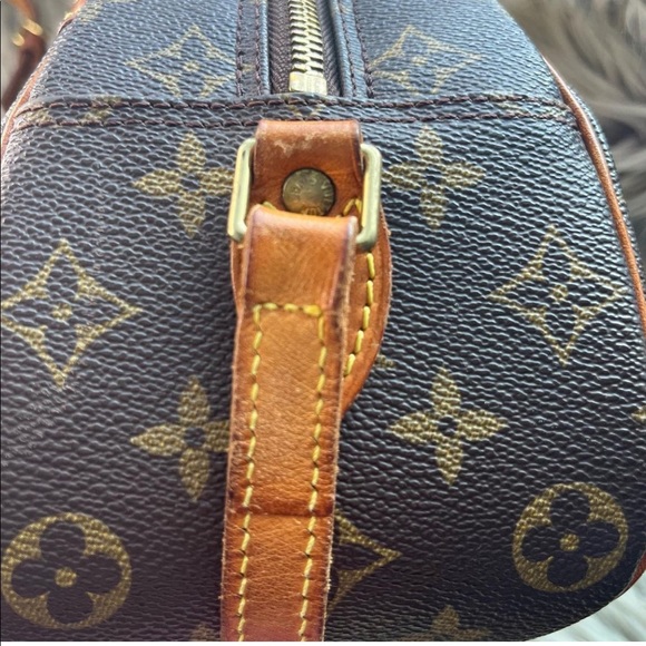 ‼️SOLD‼️ 💯 Authentic Louis Vuitton Blois Crossbody Bag - Picture 2 of 14